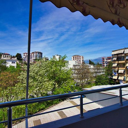 Apartament Duzgo Gjirokaster Exterior photo